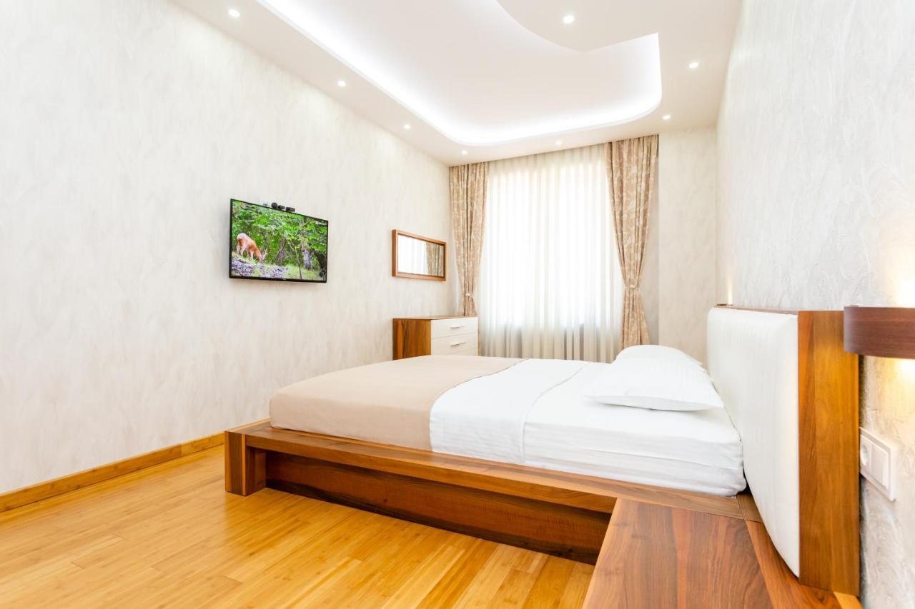 Central Cozy 3Bd-2Bath Apartment Τυφλίδα Εξωτερικό φωτογραφία