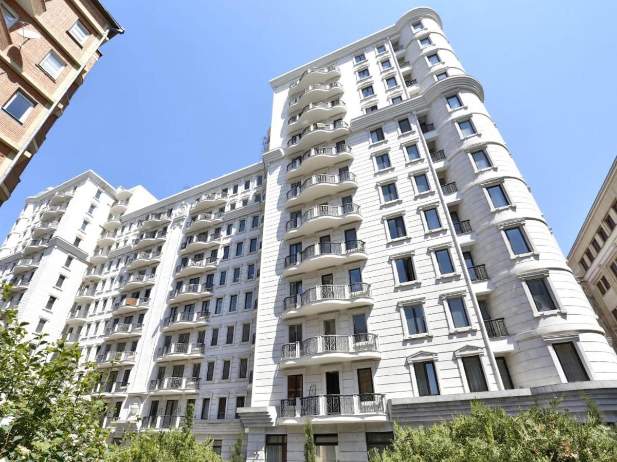 Central Cozy 3Bd-2Bath Apartment Τυφλίδα Εξωτερικό φωτογραφία