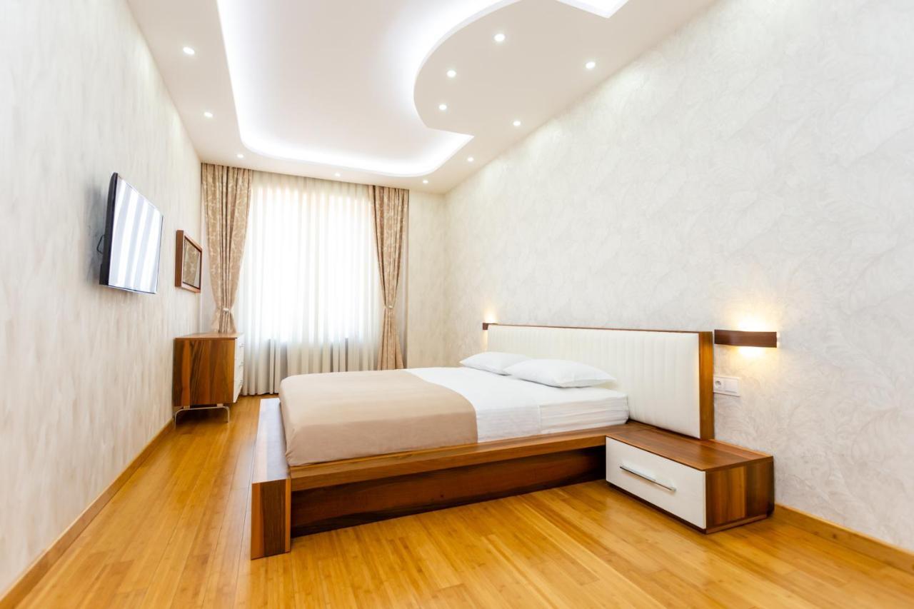 Central Cozy 3Bd-2Bath Apartment Τυφλίδα Εξωτερικό φωτογραφία