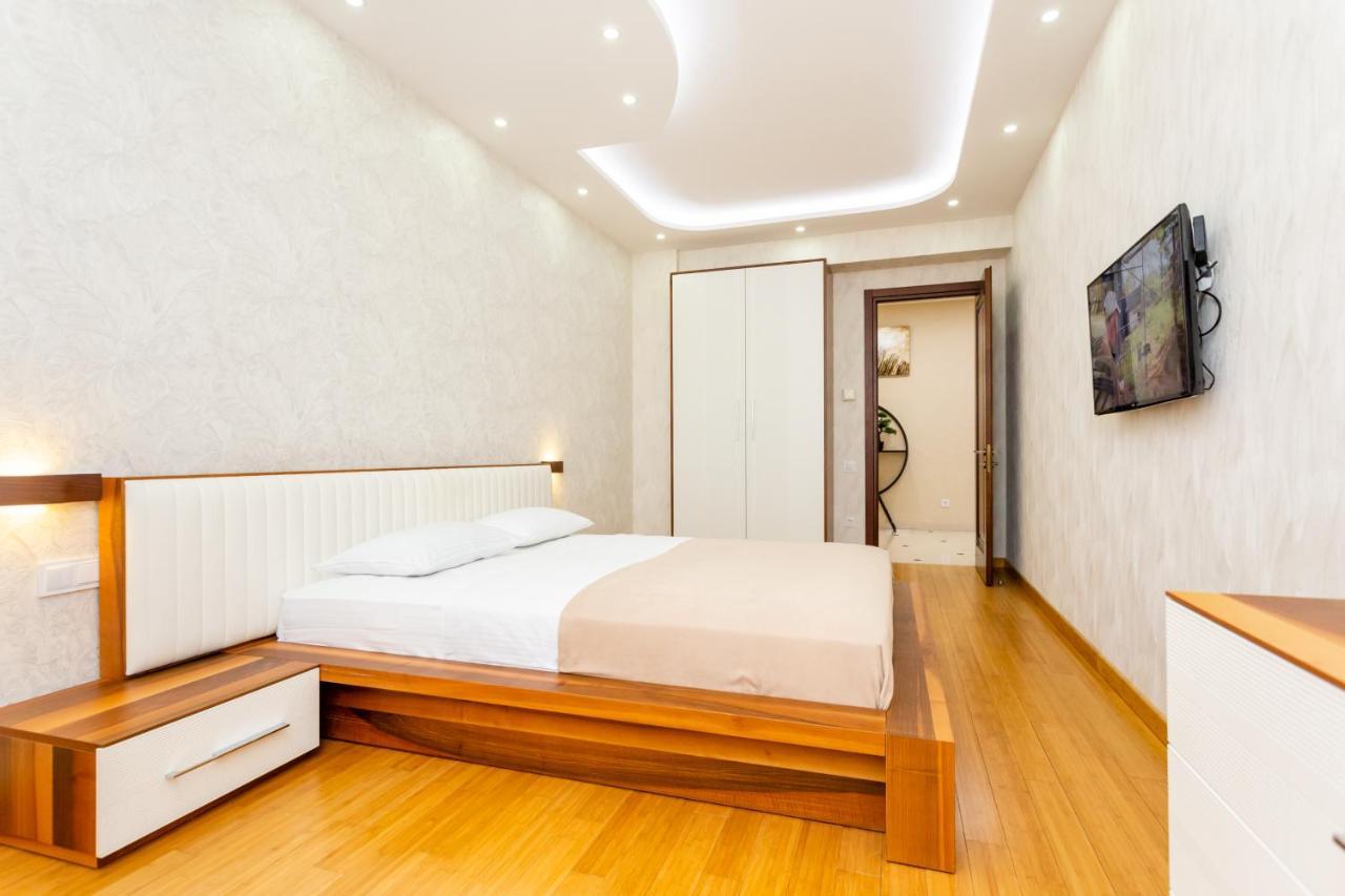 Central Cozy 3Bd-2Bath Apartment Τυφλίδα Εξωτερικό φωτογραφία